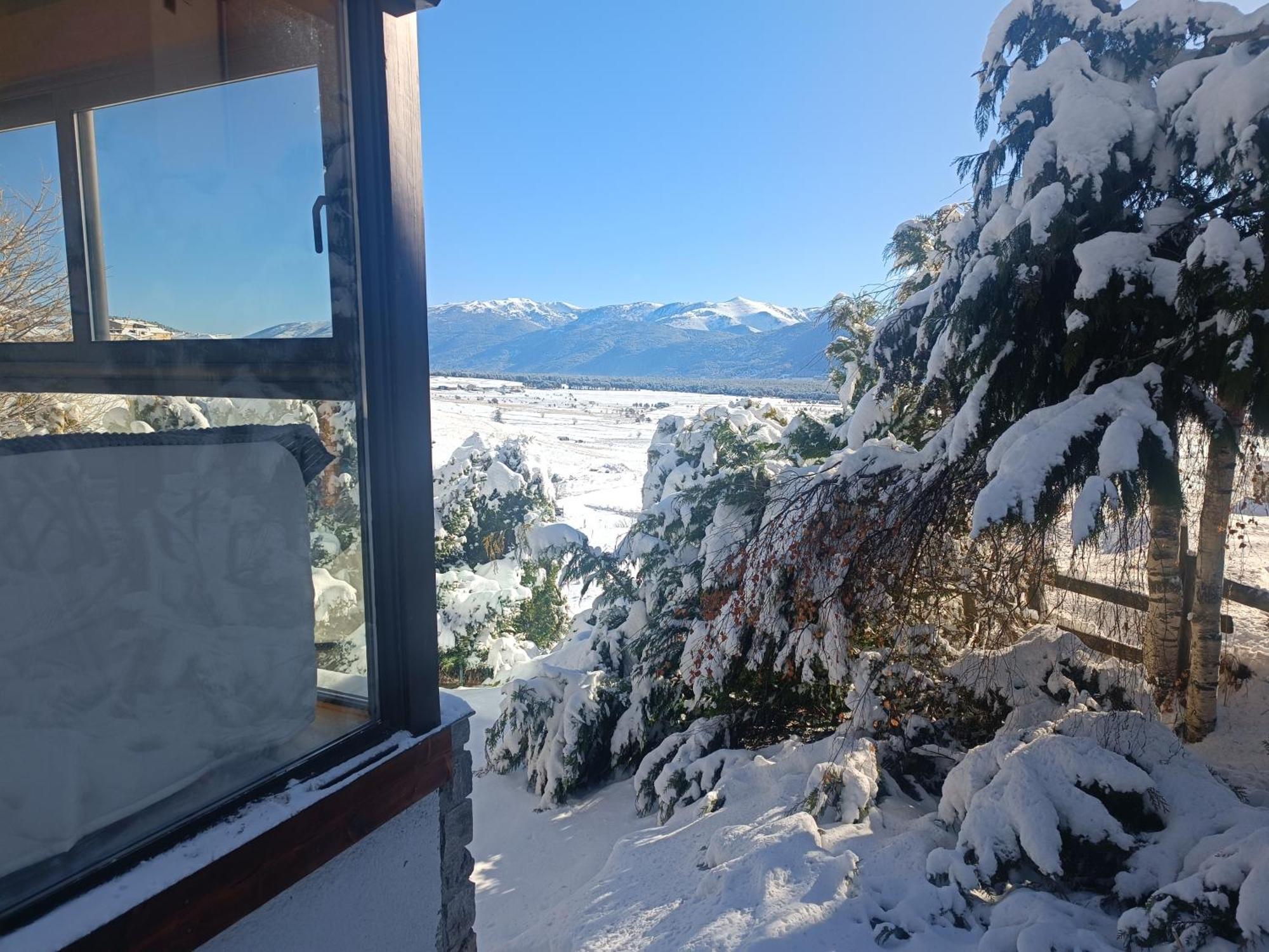 Chalet Pres Des Pistes Avec Vue Panoramique Les Angles  Exterior photo